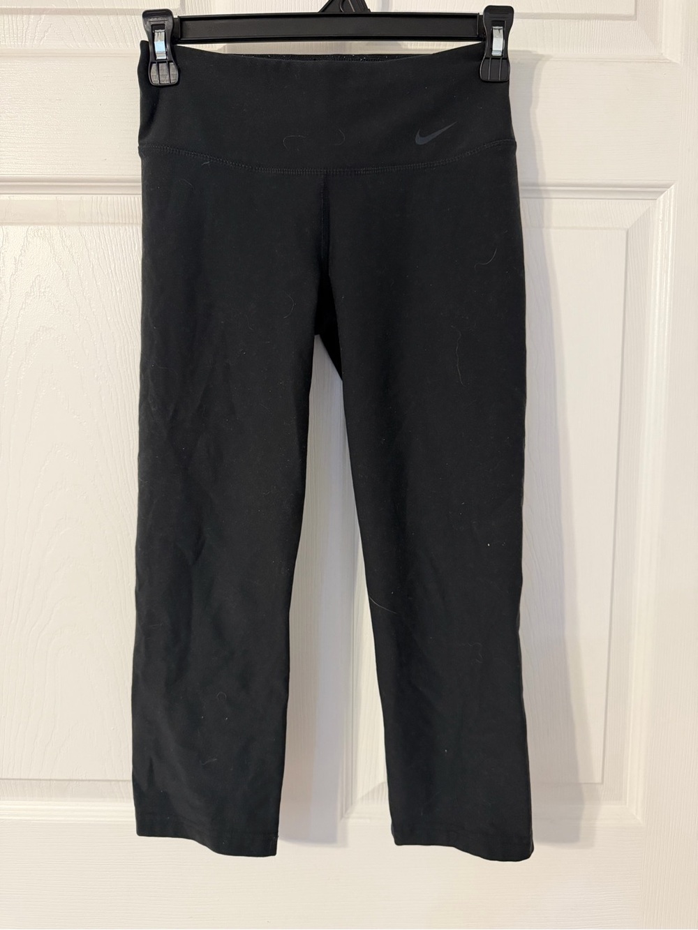 Nike Black Capri Athletic Leggings